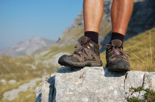 8 Sepatu Gunung Terbaik Tahun 2020 Untuk Kamu Pencinta Alam!